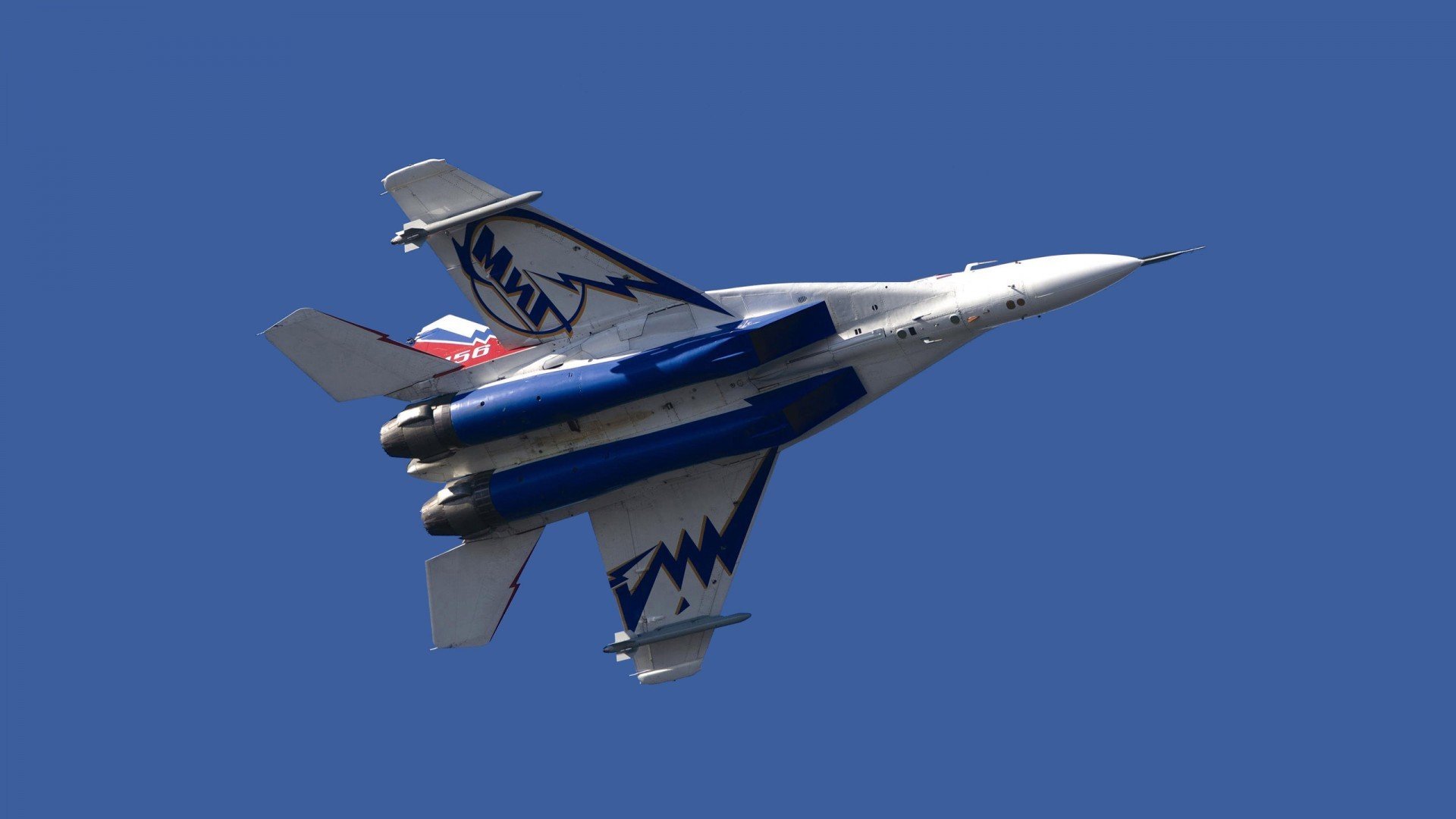 乐鱼体育app官方入口-赞比亚男篮在非洲预赛中拼搏不断，勇往直前冲击奥运奖杯，赞比亚球队